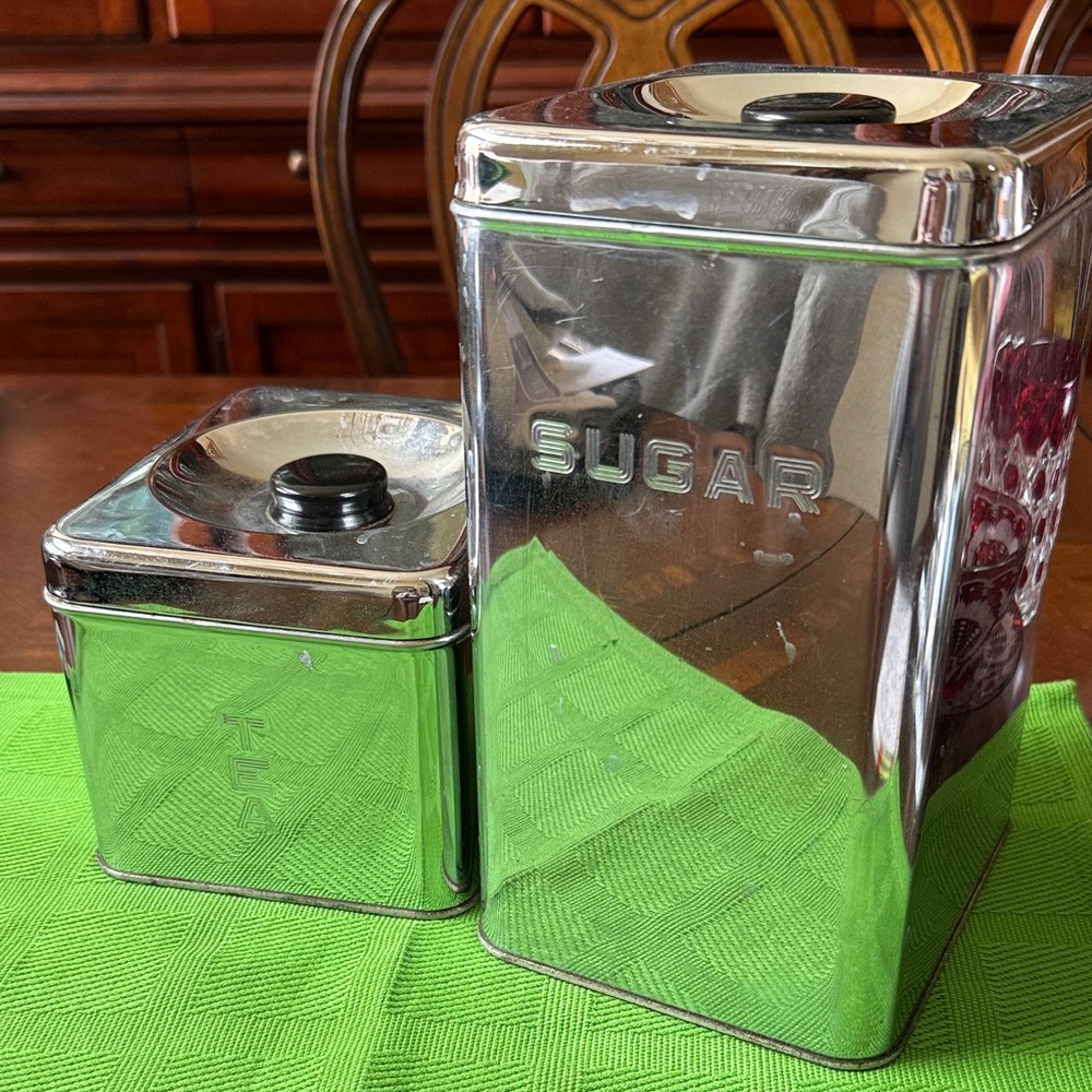 Vintage Retro ca 1950’s Lincoln Beautyware chrome canister set Sugar & tea